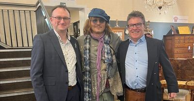 Johnny Depp leaves staff stunned in visit to antique centre
