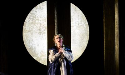 Lucrezia Borgia review – dark and atmospheric Donizetti from English Touring Opera