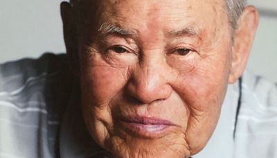 Michio Iwao, left incarceration at a U.S. internment camp and moved to Chicago to see Cubs in World Series, dies at 100