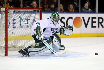 Detroit Red Wings sign former Michigan State goalie John Lethemon