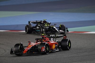 Sainz: Aston Martin F1 pace in Bahrain GP "very concerning"