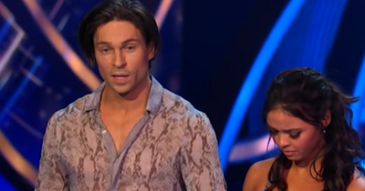 Dancing on Ice's Joey Essex prompts 'hidden' gesture from Jayne Torvill during 'tragic' skate