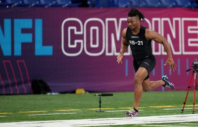 See how Texas RB Bijan Robinson compares to Christian McCaffrey, Saquon Barkley at NFL combine