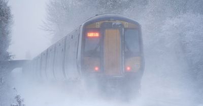 UK weather: Britain braces for snow chaos as up to 5cm to blanket roads ruining commutes