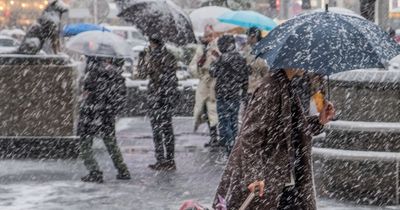 Edinburgh given 'danger to life' warning for snow as capital braced for five day freeze