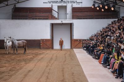 Stella McCartney brings 7 wild horses to Paris Fashion Week