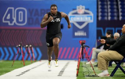 Watch: Georgia’s Broderick Jones runs fastest 40 of any combine OL