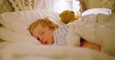 Sleep expert outlines the exact time children should go to bed, according to child sleep guru