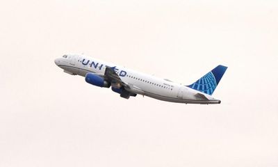 Massachusetts man arrested for stabbing United Airlines flight attendant