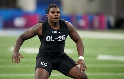 Patriots met with big-name tackle prospects at NFL Scouting Combine