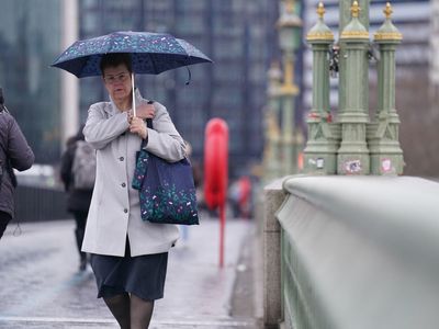 UK weather: Snow and ice warnings as Britain braces for coldest night of the year