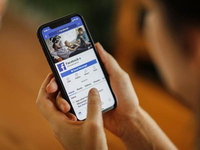 High Court ditches Facebook challenge over privacy