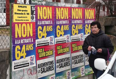 France on strike: Unions say 'non' to higher pension age