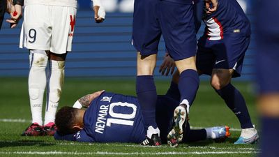 PSG suffer blow as ankle injury ends Neymar's season