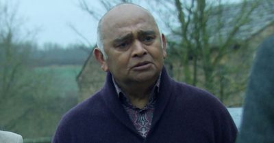 Emmerdale fans 'rumble' Rishi's mystery intruder as serial killer 'returns'