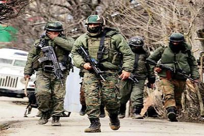 J&K: Security forces nab 2 terrorist associates of LeT in Baramulla
