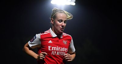 Arsenal and England star Beth Mead opens up on suffering "excruciating" ACL injury