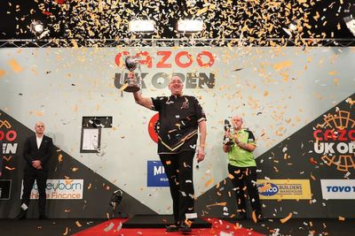 Andrew Gilding eyeing upgrade from one-bedroom flat after surprise UK Open win