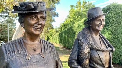 Dame Dorothy Tangney and Dame Enid Lyons immortalised in first female statues in Canberra's parliamentary zone