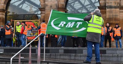 RMT members suspend strike action at Network Rail over new pay offer