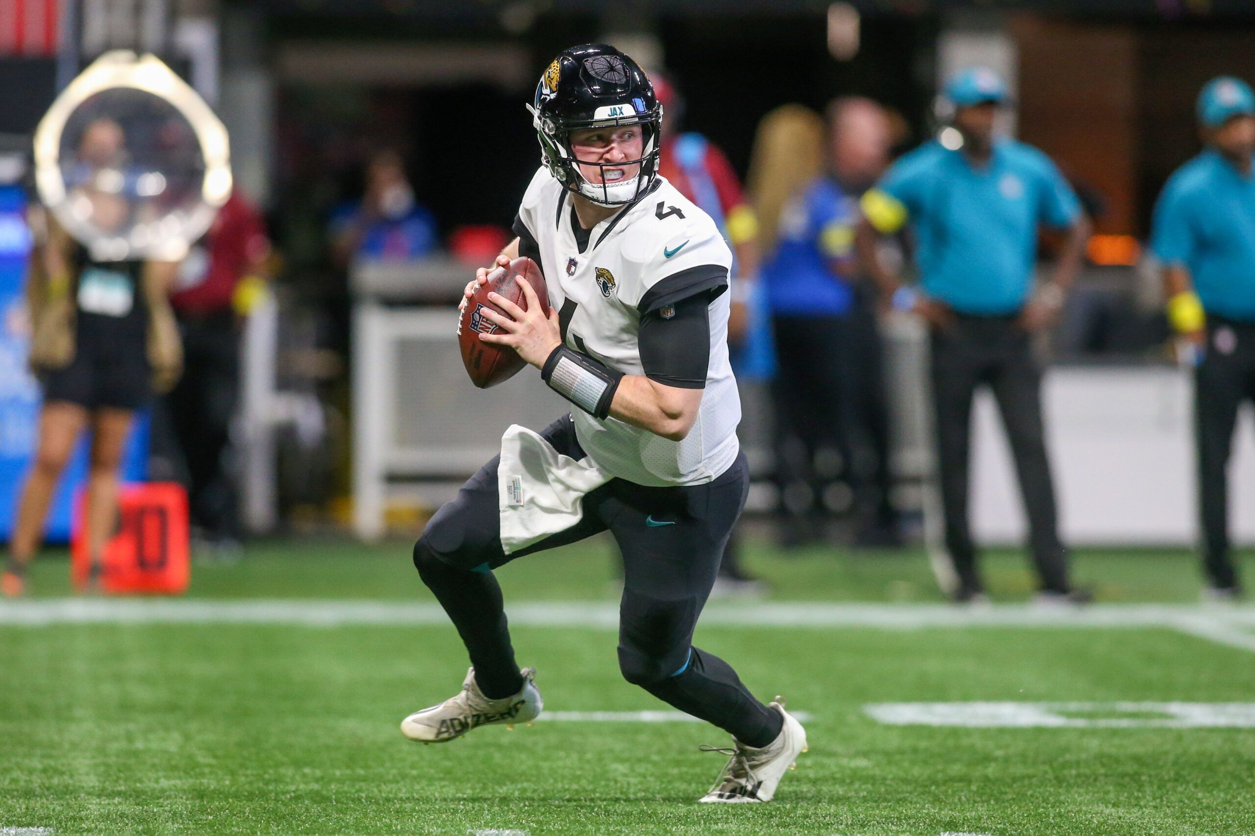 Jaguars waive QB E.J. Perry after year on practice…