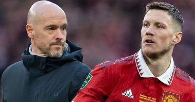 Erik ten Hag accused of making Wout Weghorst mistake amid Liverpool controversy