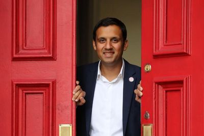 Labour in Twitter rebrand to mock SNP leadership election