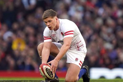 Owen Farrell working with England legend in bid to solve kicking woes