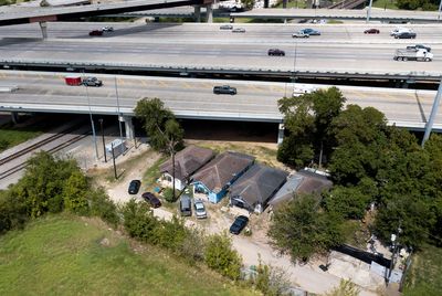 After a two-year pause, feds give Texas the go-ahead to resume a major Houston highway expansion