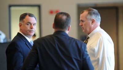 Former top cop Garry McCarthy testifies at hearing in Clifton Lewis slaying case
