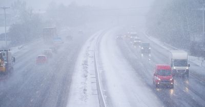 Flights suspended as parts of UK covered in snow ahead of Manchester weather warning