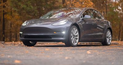 Probe into whether Tesla steering wheels can fall off while you are driving