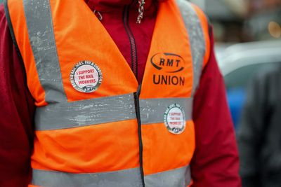 RMT members to vote on Network Rail offer from Thursday