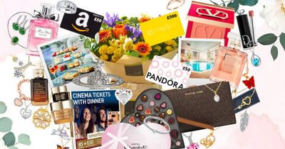 Wowcher's £10 Mystery Mother's Day deal includes a £500 Selfridges voucher