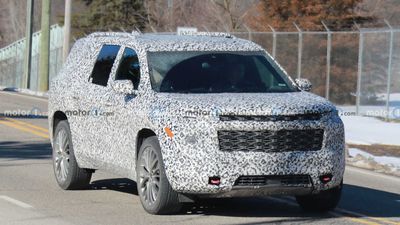 Next-Gen Chevrolet Traverse Spy Photos Could Show New Activ Trim Level