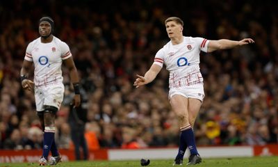 Steve Borthwick to drop Owen Farrell and play Marcus Smith against France