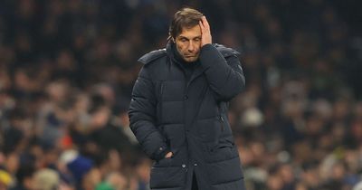 Tottenham fans make Antonio Conte and Daniel Levy feelings clear with Mauricio Pochettino call
