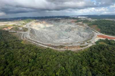 Panama reaches 20-year deal with Canadian copper mine