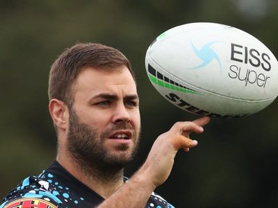 Sharks back call to fight Graham's NRL charge