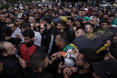 3 Palestinian militants killed in Israeli military raid