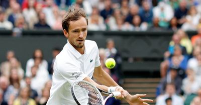 Wimbledon 'lift ban' on Russian players - but condemn support for Ukraine war