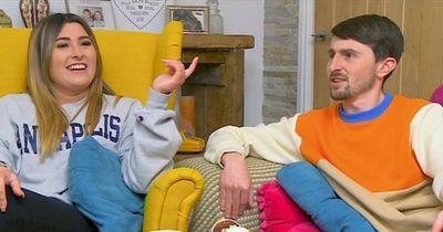 Gogglebox fans make Ant and Dec comparison after being left shouting 'no' at Pete and Sophie snap