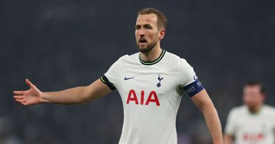 Chelsea urged to make Harry Kane Tottenham transfer decision despite Manchester United interest