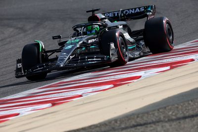 Mercedes' F1 rivals expect team to "wake up" soon