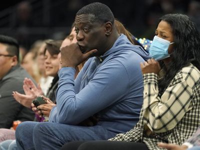 Former NBA star Shawn Kemp is released from jail after arrest in a drive-by shooting