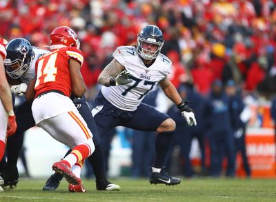 Taylor Lewan appears to be eyeing Chiefs as potential destination