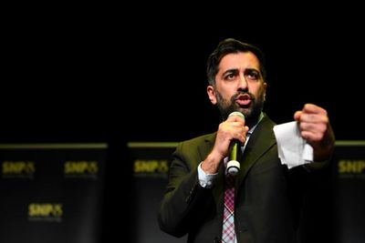 Humza Yousaf pledges to appoint senior figure to devise EU strategy, if elected FM