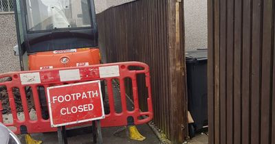 Braehead residents left frazzled after new electric charging point appears in busy street