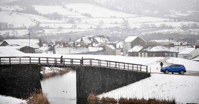 Met Office issues new snow and ice warning for Wales