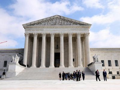 Outside groups take a first stab at a Supreme Court ethics code